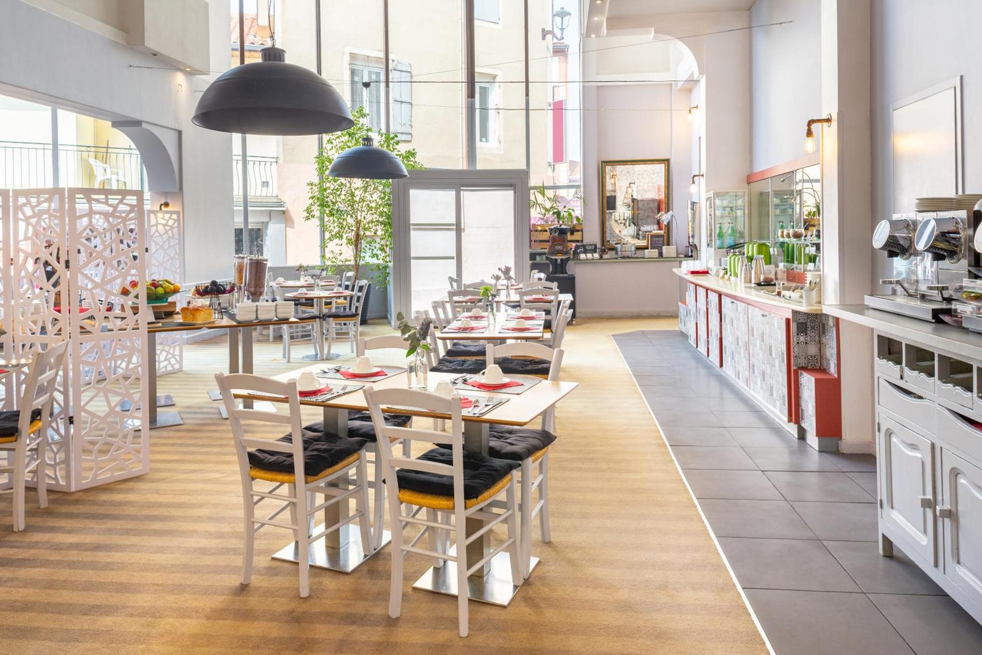 Mercure Millau Bagian luar foto